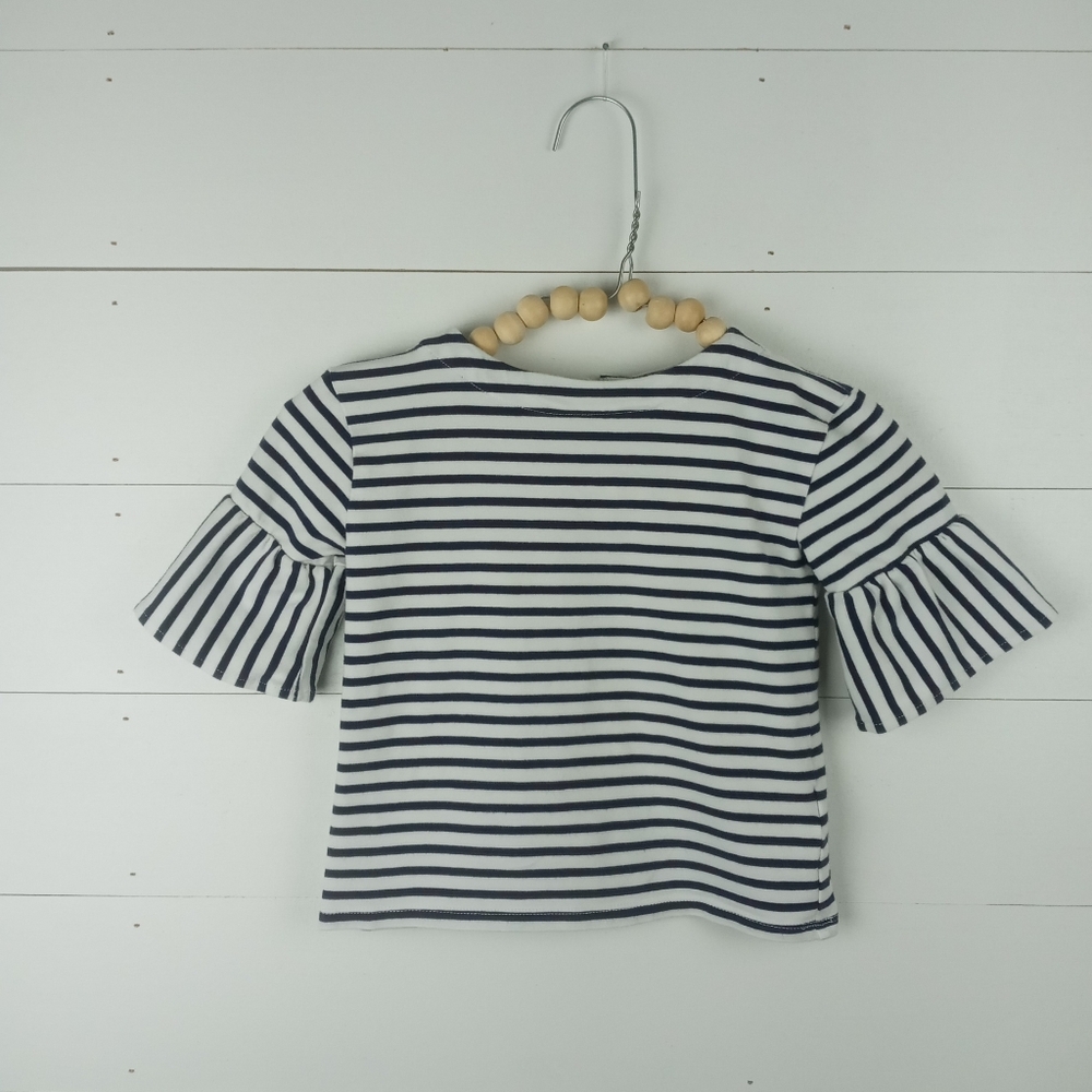 rumi + ryder girls size 2T-3T white with navy stripes ruffle bell sleeve top